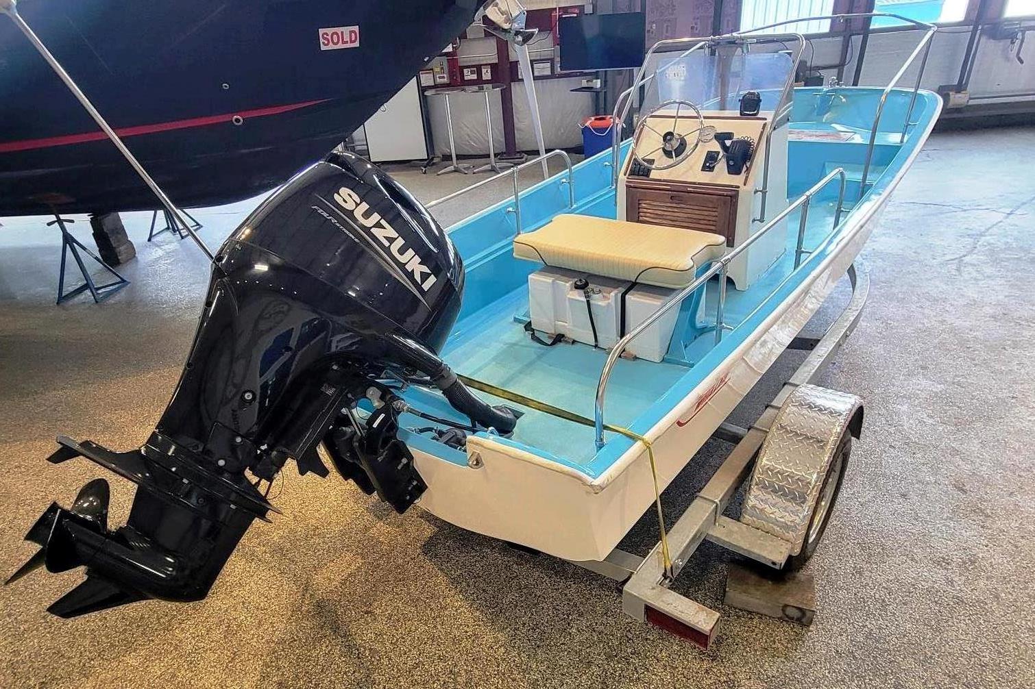 1970-boston-whaler-mauntak-power-9678874-20250325131411073-1_XLARGE (1)