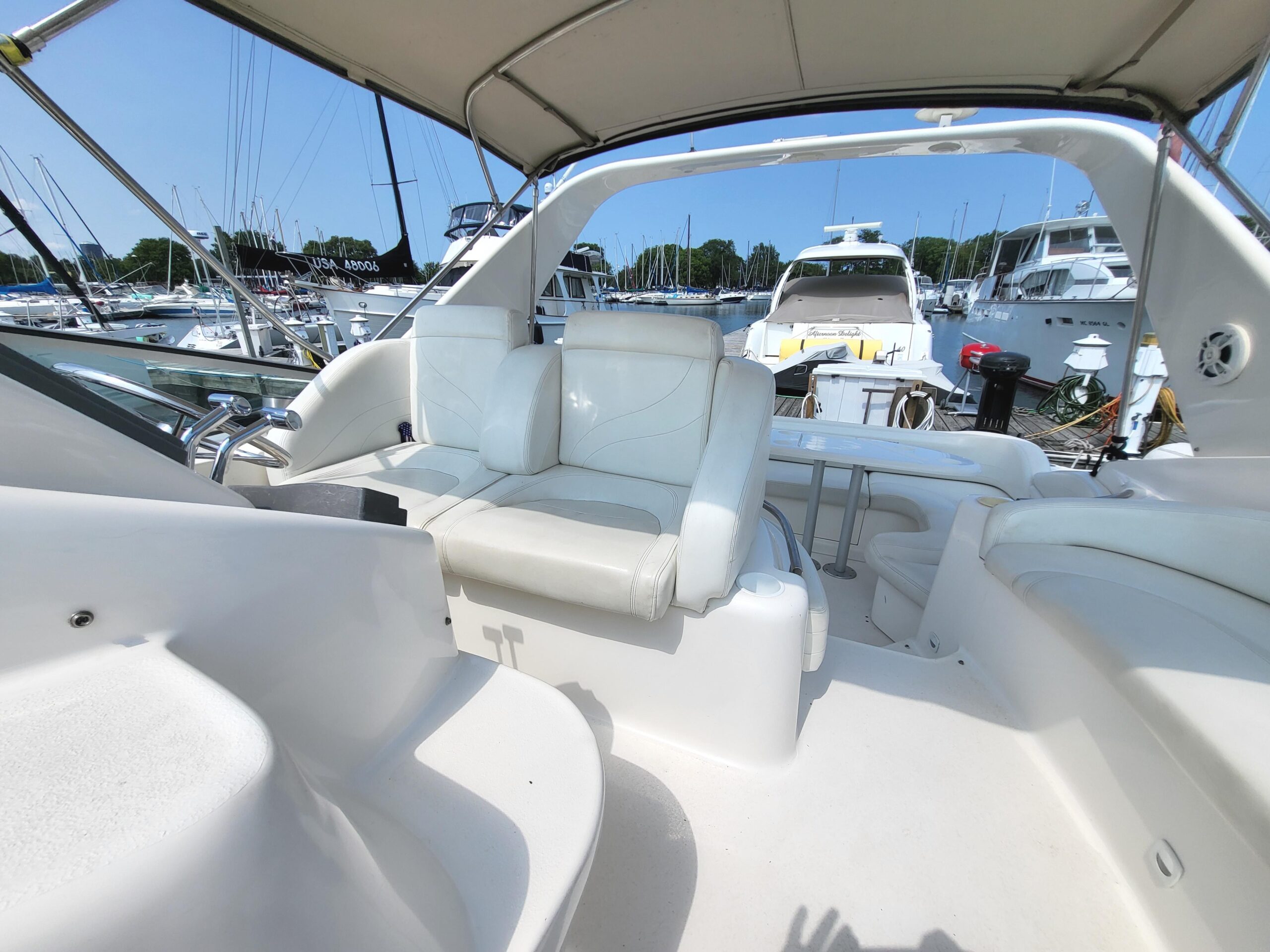 1998-silverton-360-express-power-9396282-20240517193203242-1_XLARGE