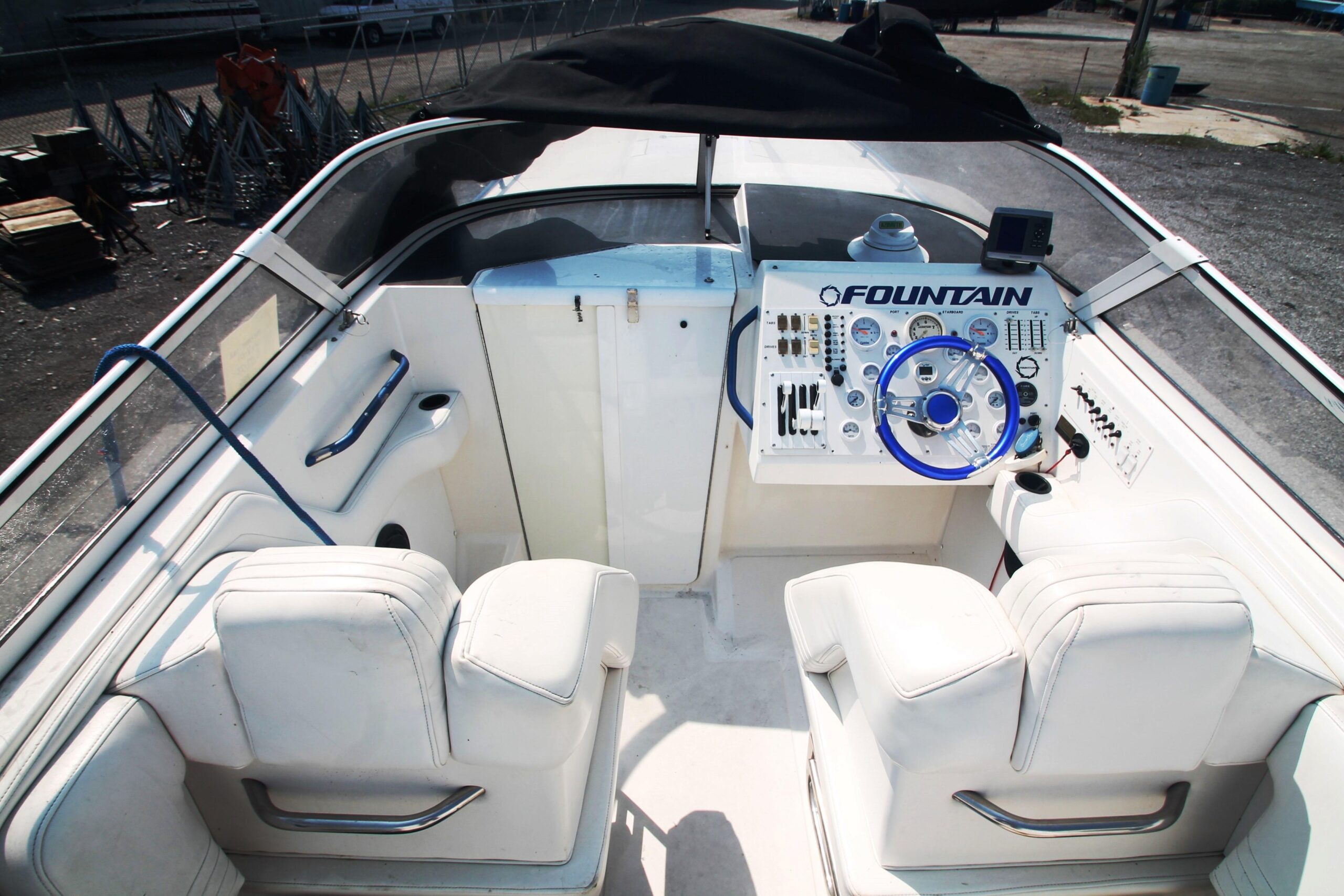 1999-fountain-42-staggered-power-9484671-20240804145824783-1_XLARGE