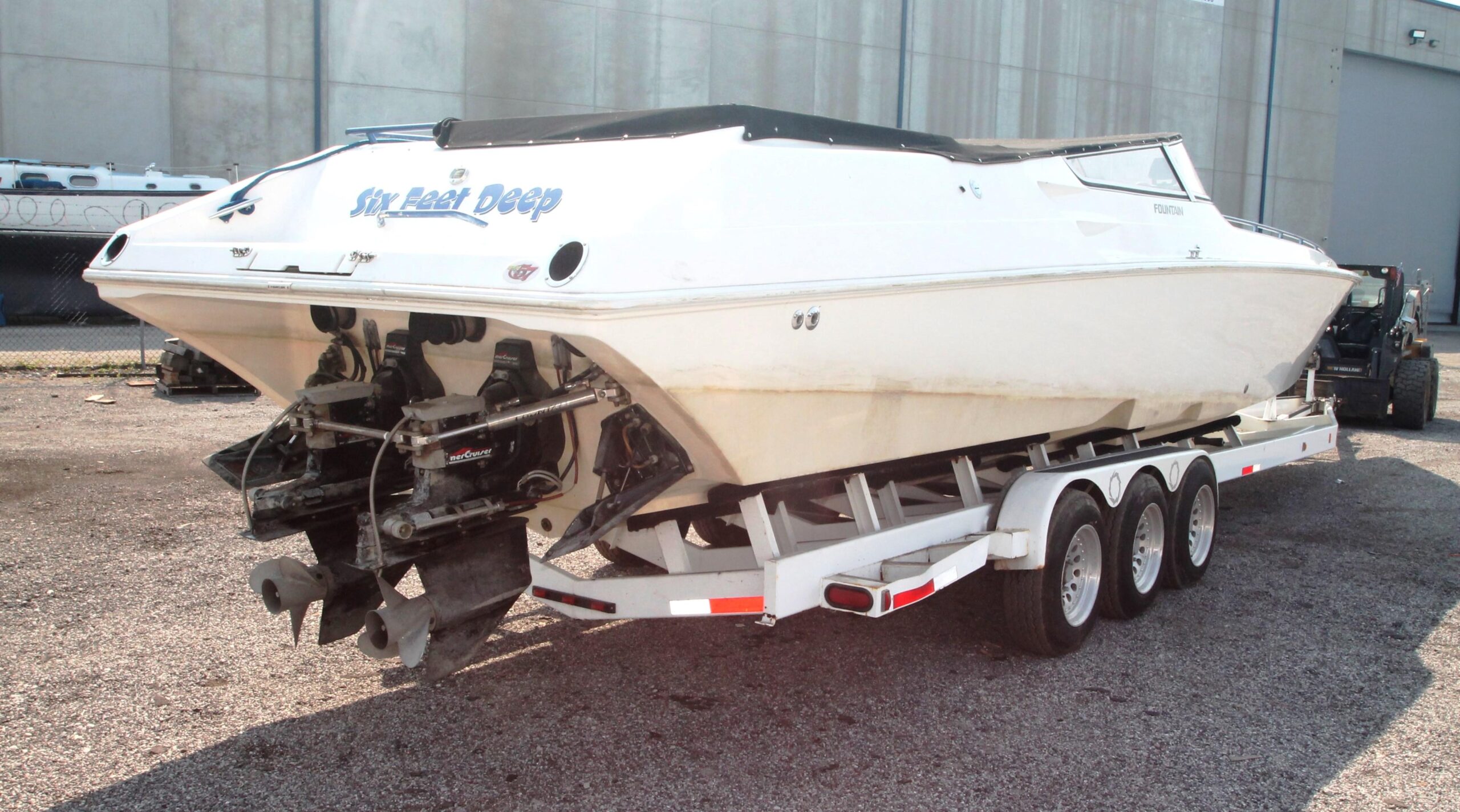 1999-fountain-42-staggered-power-9484671-20240804145958981-1_XLARGE