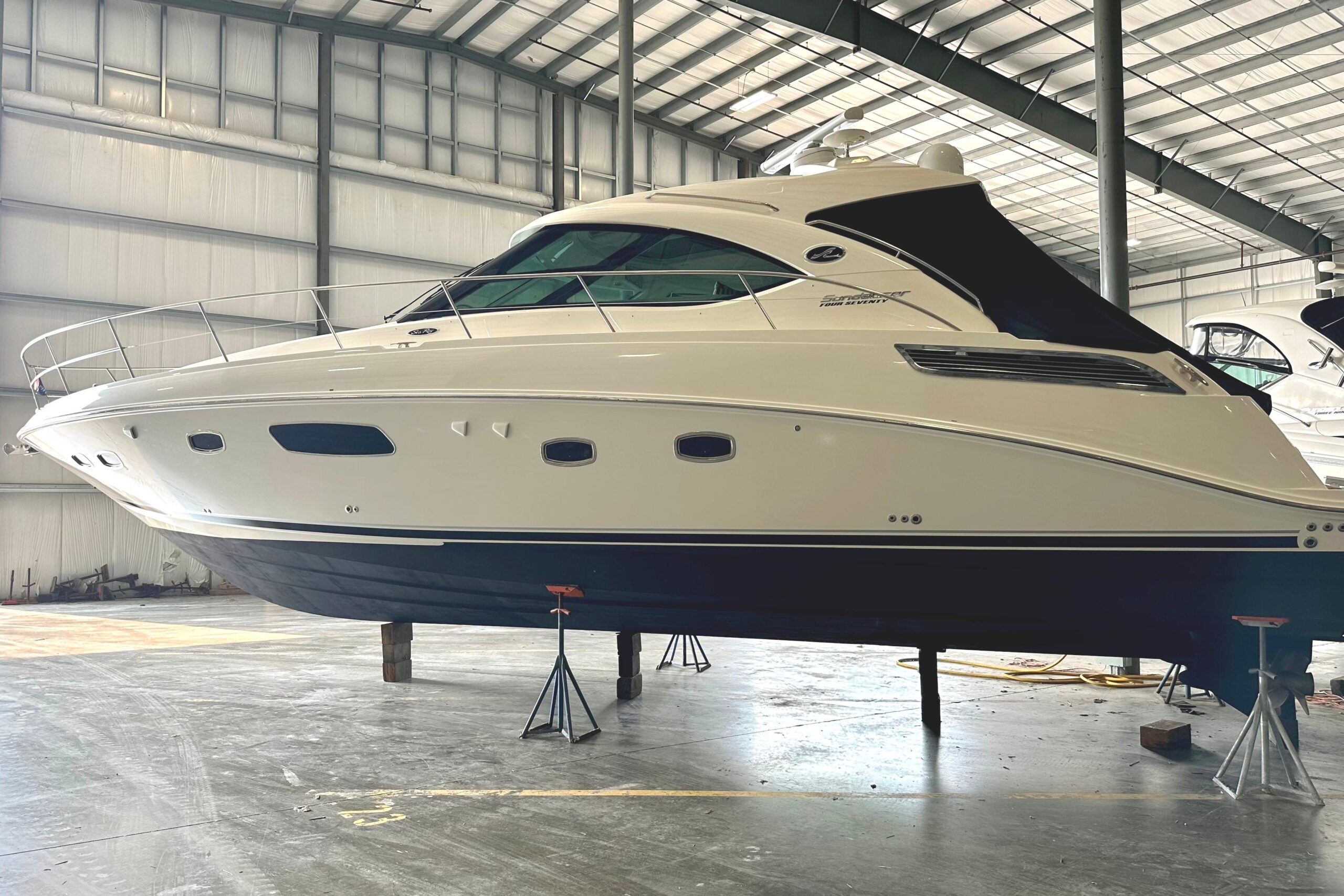 2011-sea-ray-470-sundancer-power-9727471-20250325195818802-1_XLARGE