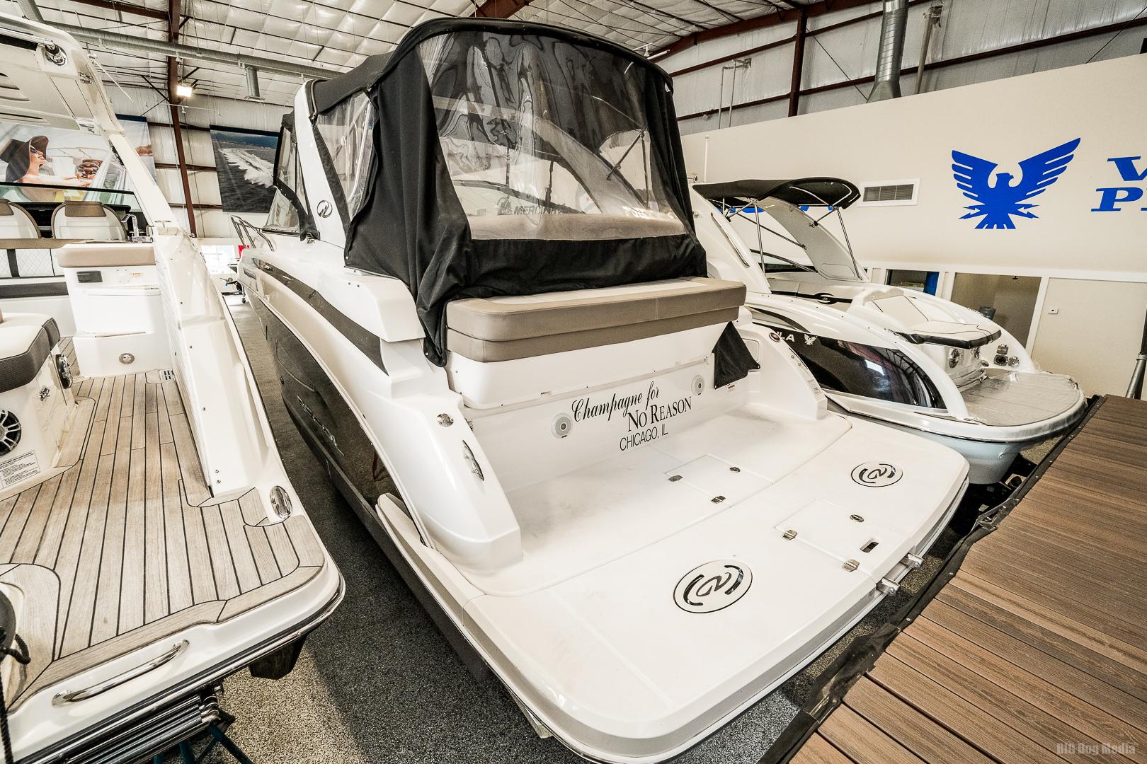 2015-regal-32-express-power-9592000-20241117225037394-1_XLARGE